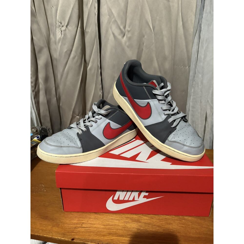 Nike Sneaker Men's Size 12 Backboard II Leather Gray/ Red Shoes 487657-014